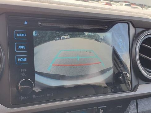 Used 2019 Toyota Tacoma TRD Sport image 28