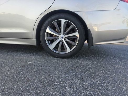 Used 2015 Subaru Legacy 2.5i Limited image 4