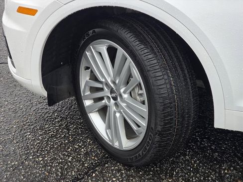 Used 2020 Audi Q5 2.0T Premium Plus w/ Premium Plus Package image 27