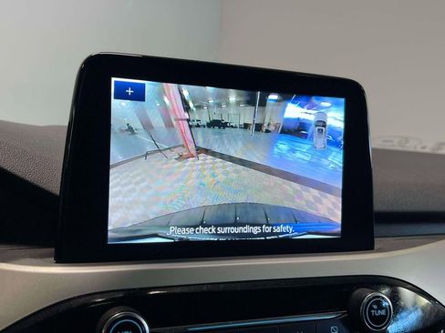 Used 2022 Ford Escape SEL w/ Technology Package image 31