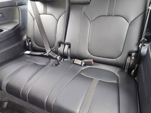 New 2025 Honda Pilot Touring image 15