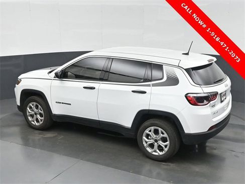New 2025 Jeep Compass Sport w/ Mopar Graphics Package image 24