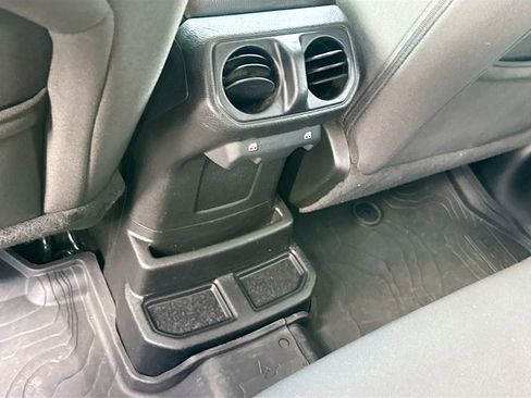 Used 2023 Jeep Wrangler Unlimited w/ Cold Weather Group image 29