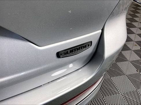 New 2026 Jeep Grand Cherokee Summit image 10