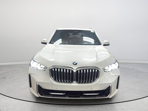 Used 2024 BMW X5 sDrive40i w/ Premium Package RWD image 4
