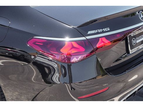 New 2026 Mercedes-Benz E 53 AMG e 4MATIC Sedan image 11
