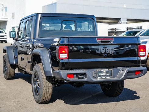 New 2026 Jeep Gladiator Sport image 6