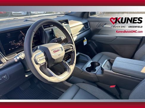 New 2026 GMC Terrain AT4 w/ Convenience Package III image 23