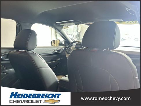 Certified 2024 Chevrolet Trax RS w/ Driver Confidence Package FWD image 31