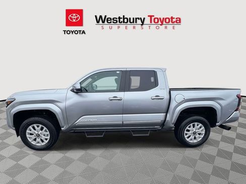 Certified 2025 Toyota Tacoma SR5 w/ SR5 Upgrade Package image 12
