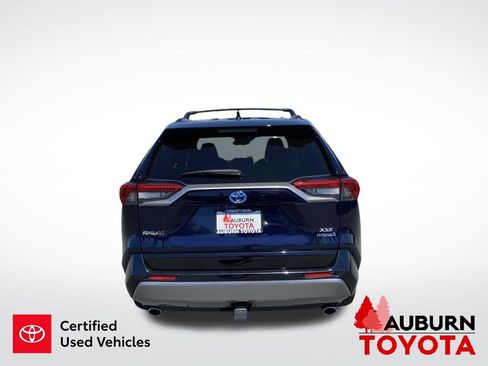 Certified 2021 Toyota RAV4 XSE w/ XSE Grade Weather Package AWD/4WD image 7