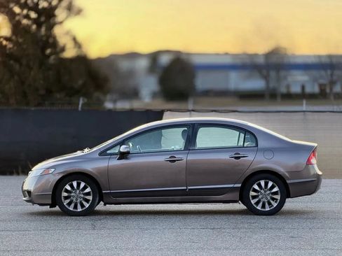 Used 2010 Honda Civic EX image 15