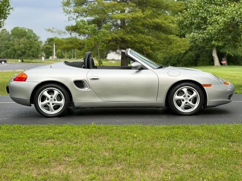 Used 1997 Porsche Boxster RWD image 8