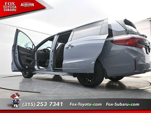 Used 2025 Honda Odyssey Sport-L image 33