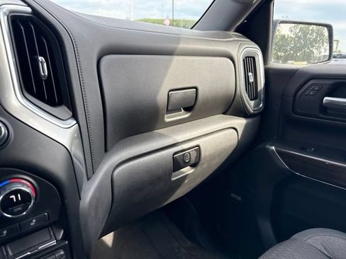 Used 2019 Chevrolet Silverado 1500 LT Trail Boss AWD/4WD image 26