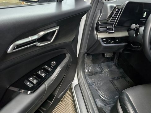 Used 2023 Kia Sportage X-Line w/ X-Line Premium Package image 15