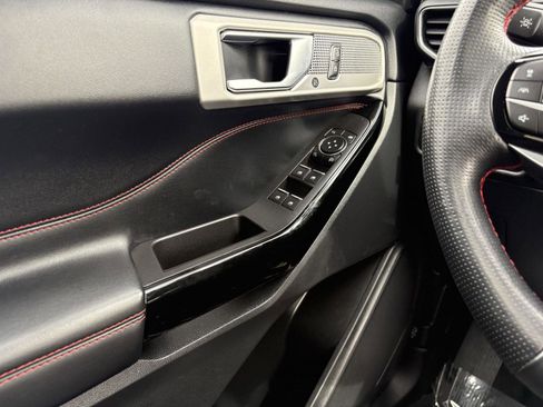 Used 2022 Ford Explorer ST-Line w/ Class IV Trailer Tow Package image 13