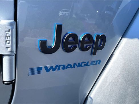 Used 2024 Jeep Wrangler High Altitude image 10