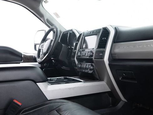 Used 2019 Ford F250 Lariat w/ Lariat Ultimate Package image 34