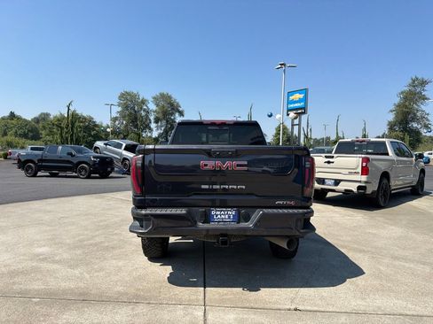 Used 2025 GMC Sierra 3500 AT4 w/ AT4 Premium Plus Package AWD/4WD image 5