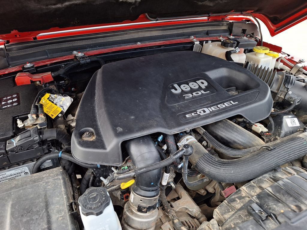 Used 2021 Jeep Gladiator Overland w/ Popular Equipment Package AWD/4WD image 31