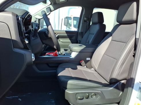 New 2025 GMC Sierra 3500 SLT w/ SLT Premium Package AWD/4WD image 13