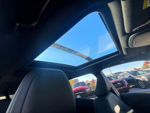 New 2025 Subaru Forester Limited image 24