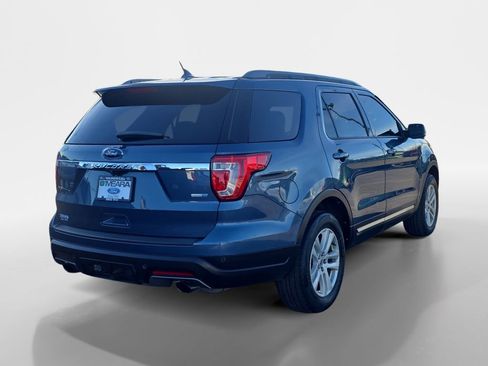 Used 2019 Ford Explorer XLT w/ Equipment Group 201A image 6