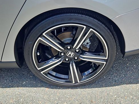 Certified 2024 Honda Accord Sport image 8