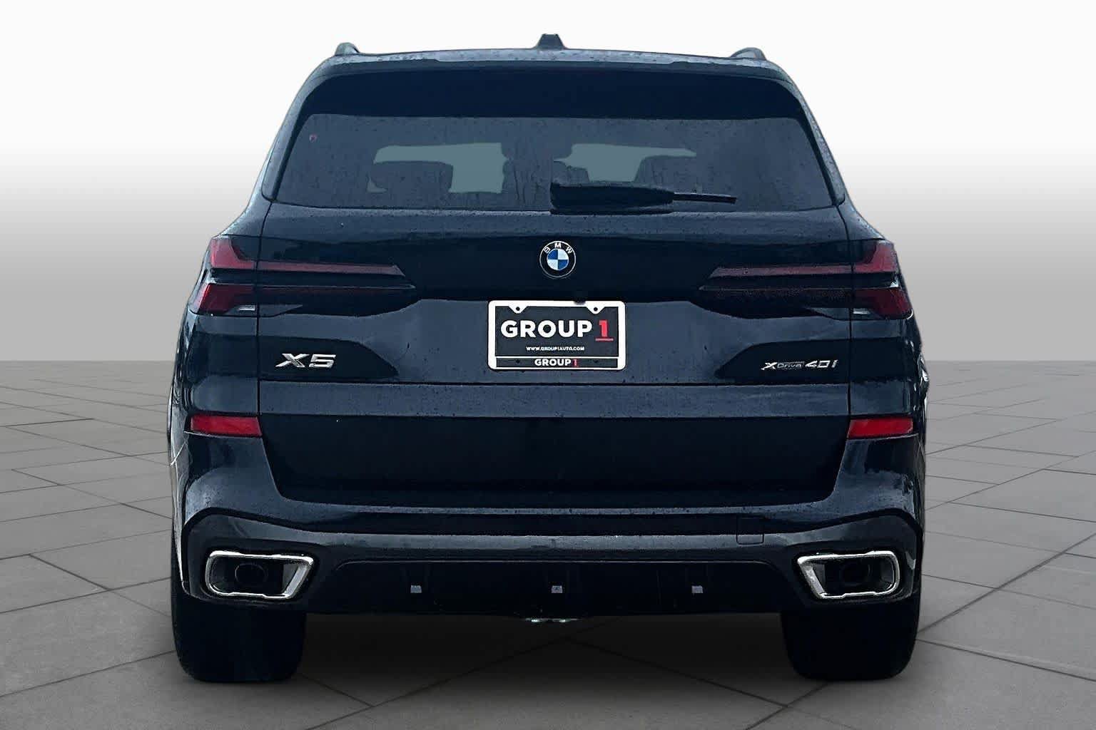 Used 2026 BMW X5 xDrive40i w/ M Sport Package AWD/4WD image 4