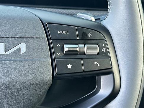 New 2025 Kia EV6 Wind image 28