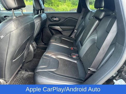 Used 2021 Jeep Cherokee Latitude Plus AWD/4WD image 8