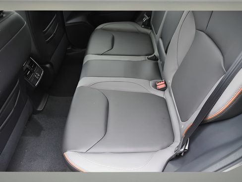 Certified 2026 Subaru Forester Sport w/ Sport Package AWD/4WD image 15