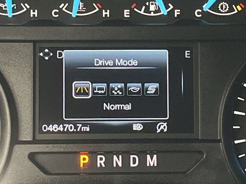 Certified 2019 Ford F150 XL w/ Equipment Group 101A Mid AWD/4WD image 16