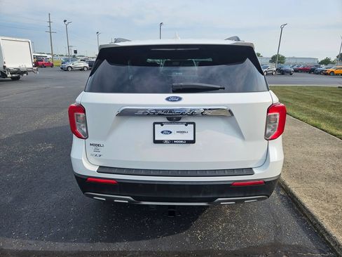Used 2021 Ford Explorer XLT w/ Equipment Group 202A RWD image 7