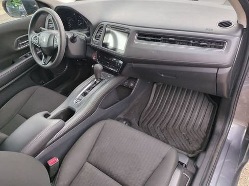 Used 2016 Honda HR-V EX image 19