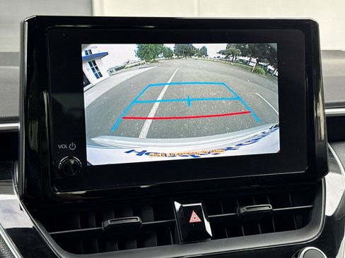 Used 2024 Toyota Corolla LE FWD image 24