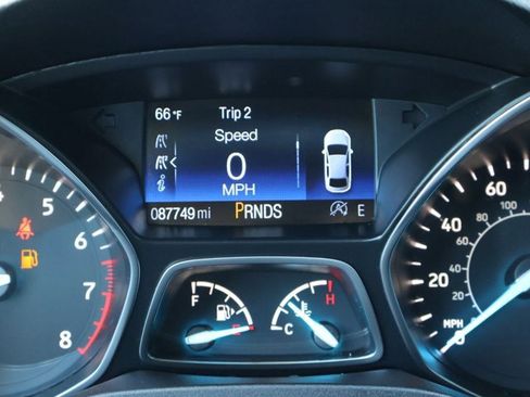 Used 2019 Ford Escape Titanium AWD/4WD image 15
