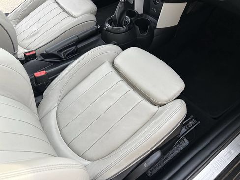 Used 2014 MINI Cooper 2-Door Hardtop w/ Premium Package image 40