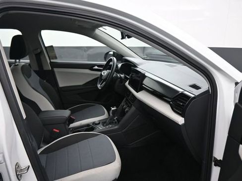 Used 2025 Volkswagen Taos S AWD/4WD image 21