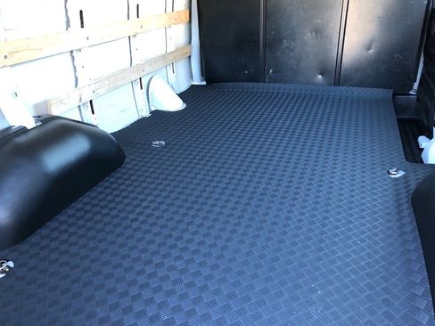 Used 2024 GMC Savana 2500 w/ Driver Convenience Package image 19