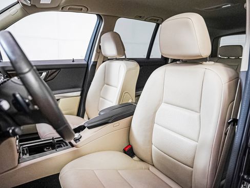 Used 2014 Mercedes-Benz GLK 350 2WD image 11