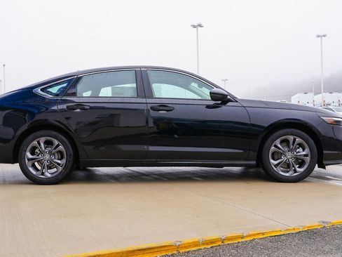 New 2025 Honda Accord EX-L image 5