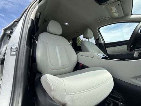 Used 2026 Hyundai Tucson SEL FWD image 23