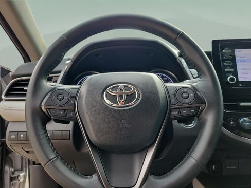 Used 2024 Toyota Camry SE w/ Convenience Package FWD image 13