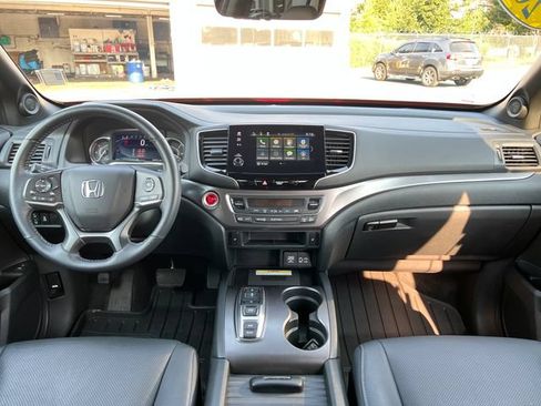 Used 2023 Honda Passport EX-L image 11