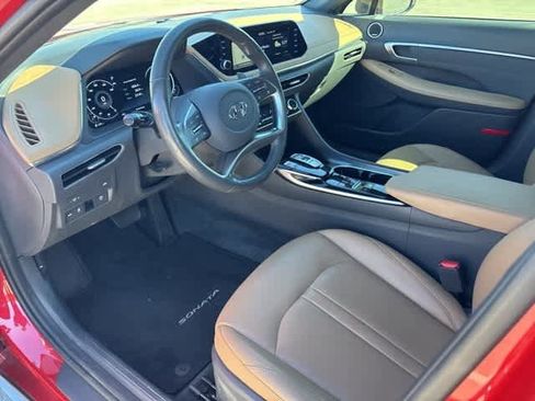 Used 2021 Hyundai Sonata Limited image 9