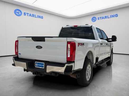 Used 2024 Ford F250 XLT w/ FX4 Off-Road Package AWD/4WD image 9