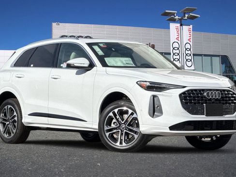 New 2025 Audi Q5 2.0T Premium Plus image 2