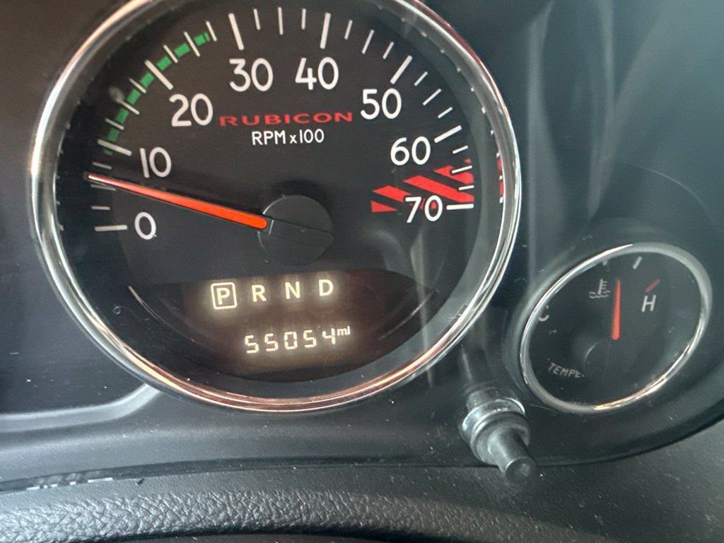 Used 2017 Jeep Wrangler Unlimited Rubicon AWD/4WD image 16